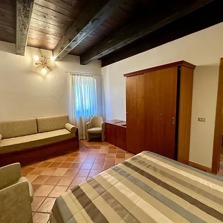 Cervinace Alloggio per agriturismo Oriolo (Calabria)